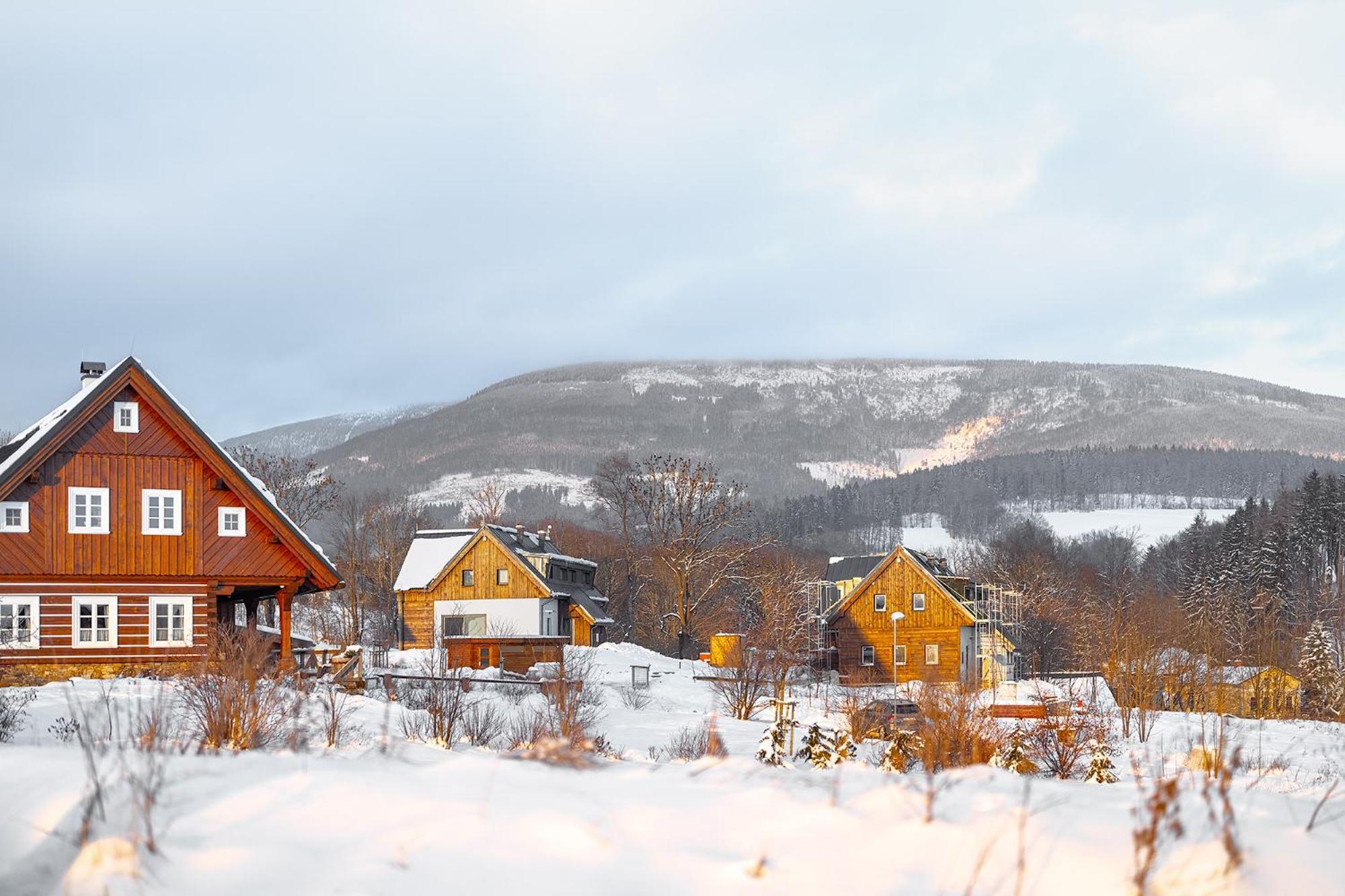 Roubenka "Tam Kde Lisky Davaji Dobrou Noc" Villa Černý Dŭl Exterior foto